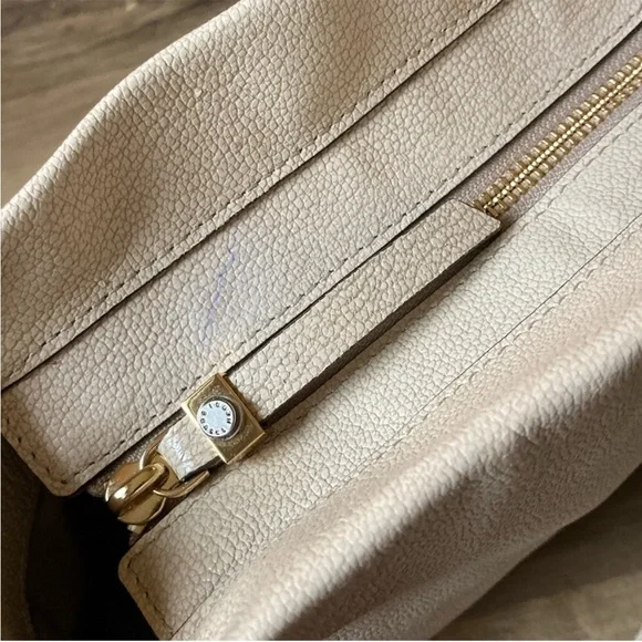 [Henri Bendel] Saffiano Leather Wyatt Crossbody Purse - Picture 8 of 15